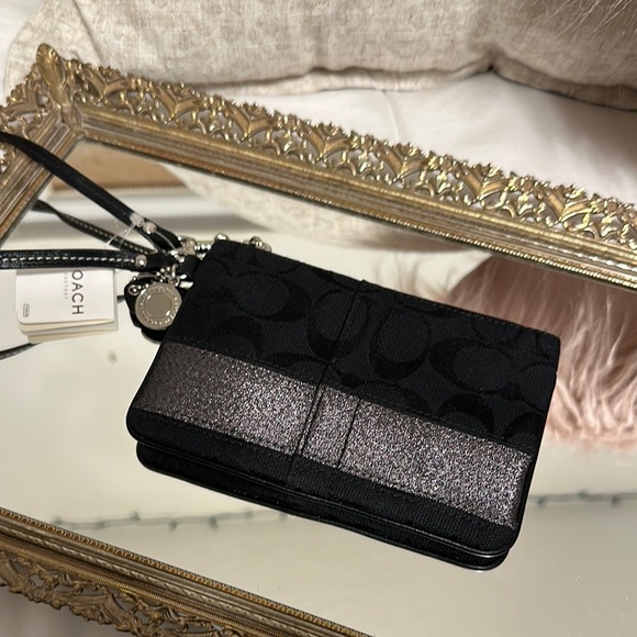 Coach Black Wallet Bundle - Picture 5 of 6